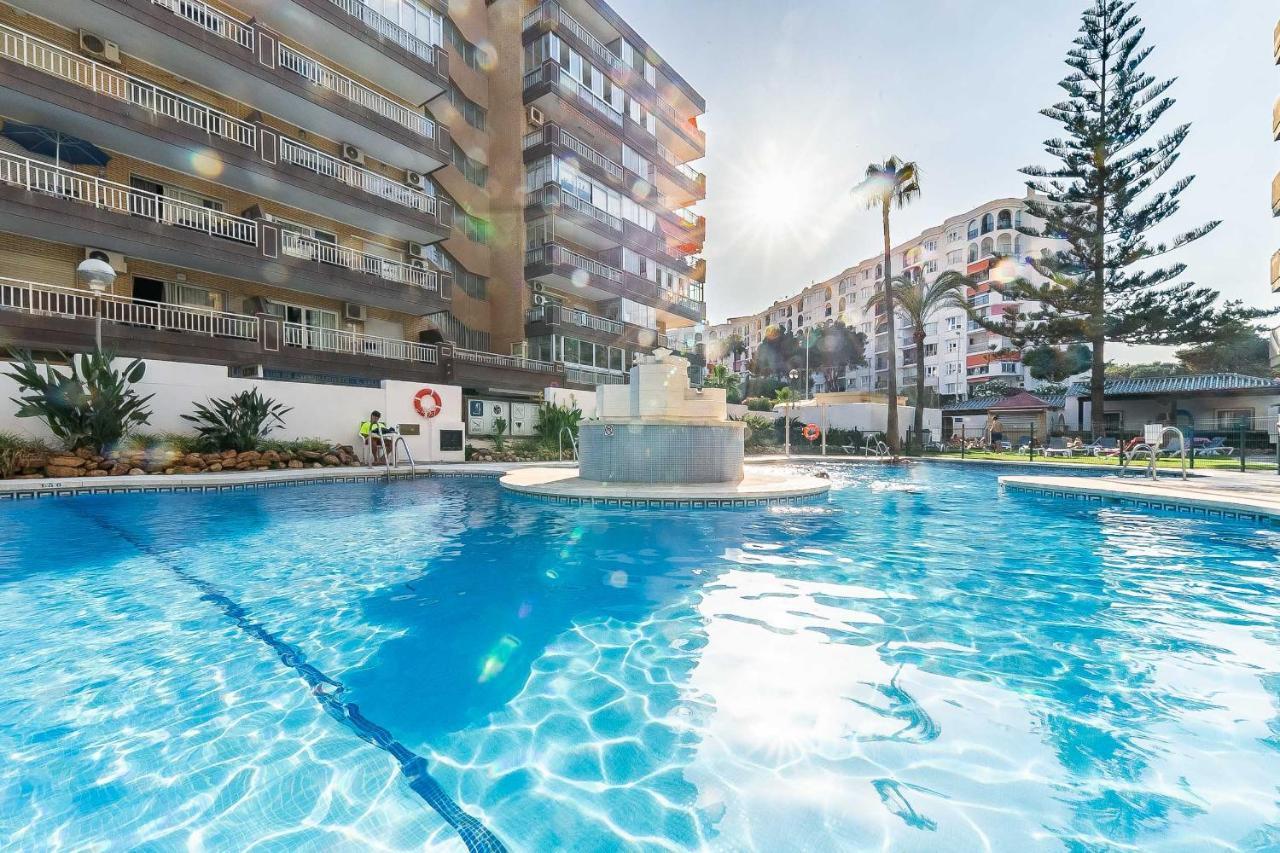 76-Lovely Beach Front Apartment In 푸엔히롤라 외부 사진